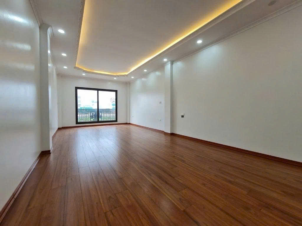 Bán PHÂN LÔ TAM TRINH 60m 6 Tầng - Ô Tô tránh đỗ, Mặt tiền Rộng vỉa hè đá bóng, Thang máy chỉ hơn 15 tỷ.